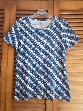 Lands End Blue/White Tie-Dye Design T-Shirt Short Sleeve Women’s Size M